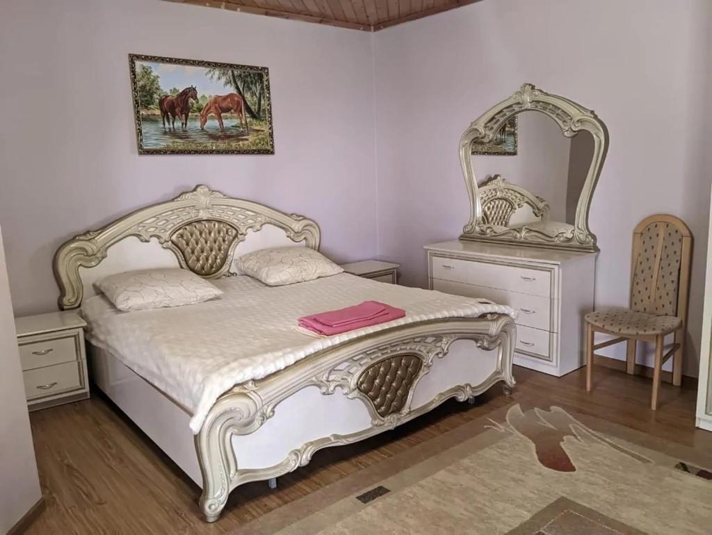 В Гостях На Иссык-Куле Hotel Cholpon-Ata Ngoại thất bức ảnh