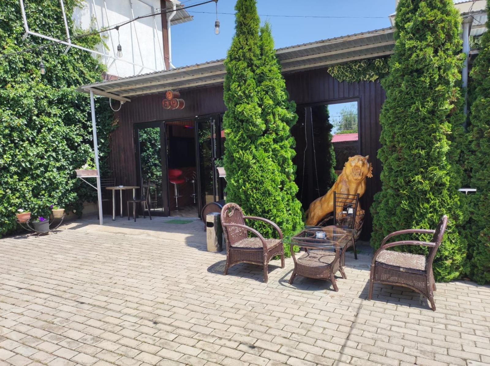 В Гостях На Иссык-Куле Hotel Cholpon-Ata Ngoại thất bức ảnh