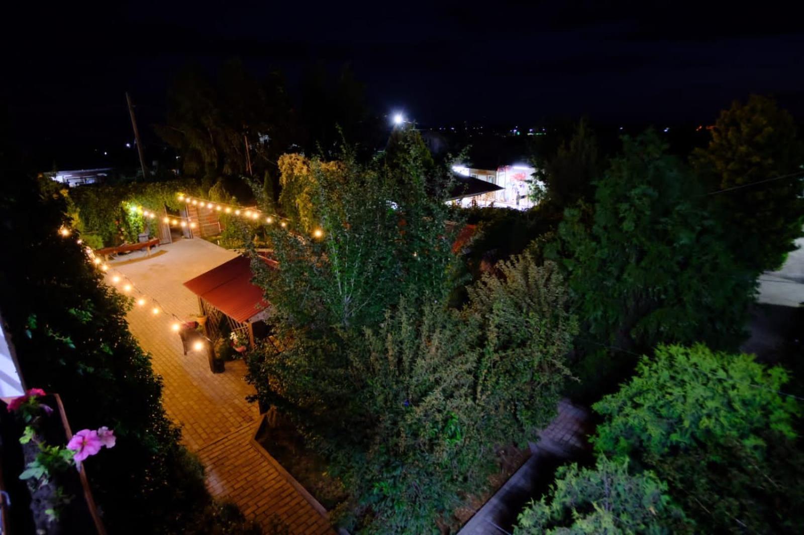 В Гостях На Иссык-Куле Hotel Cholpon-Ata Ngoại thất bức ảnh